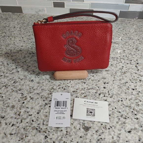 Coach New Year Corner Zip Wristlet With Snake Graphic - Picture 3 of 8